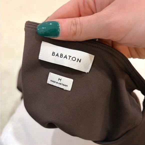 Aritzia Babaton Sleek Brown Sleeveless Bodysuit Medium - Picture 6 of 9